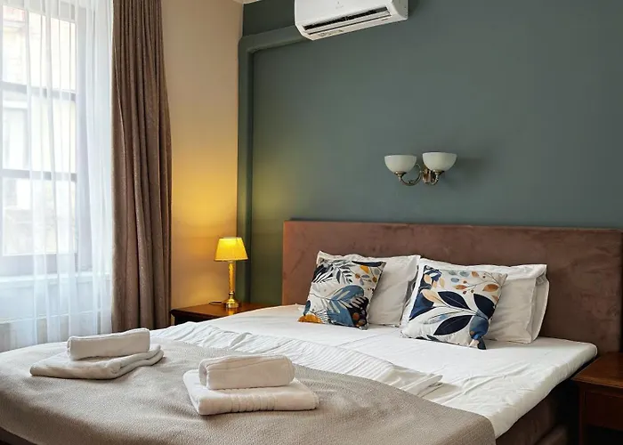 Apple Economy Hotel