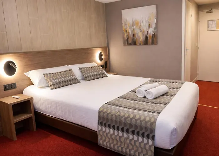 Logis Hotel-Restaurant Spa Le Lac