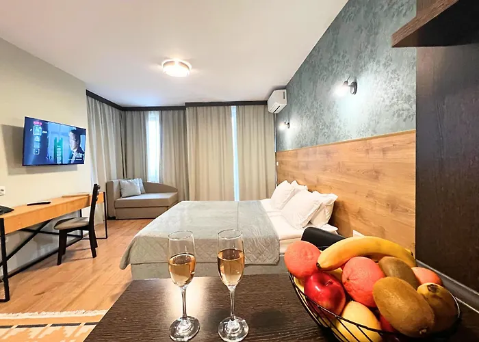 St George Ski & Holiday