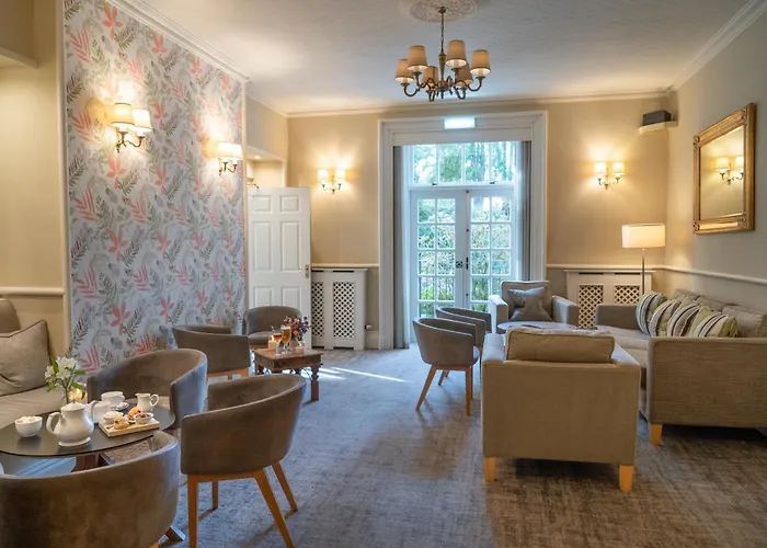 Briery Wood Hotel