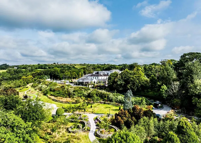 Fernhill Hotel & Estate
