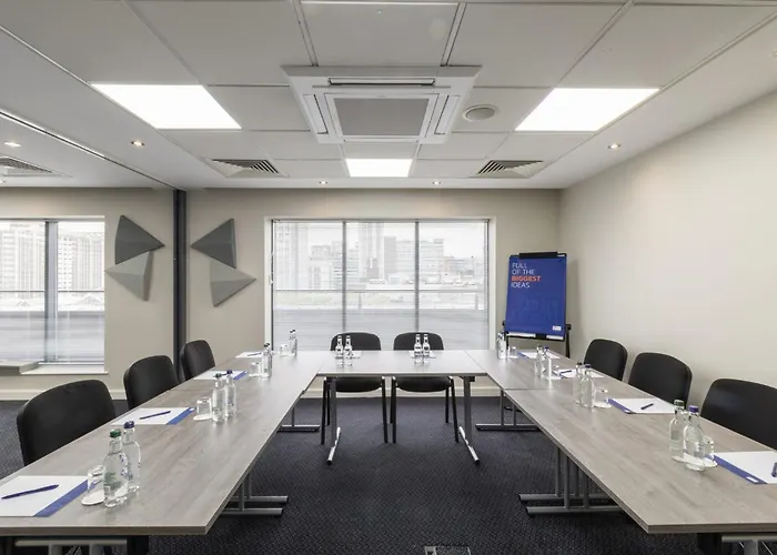 Holiday Inn Express London Croydon By Ihg