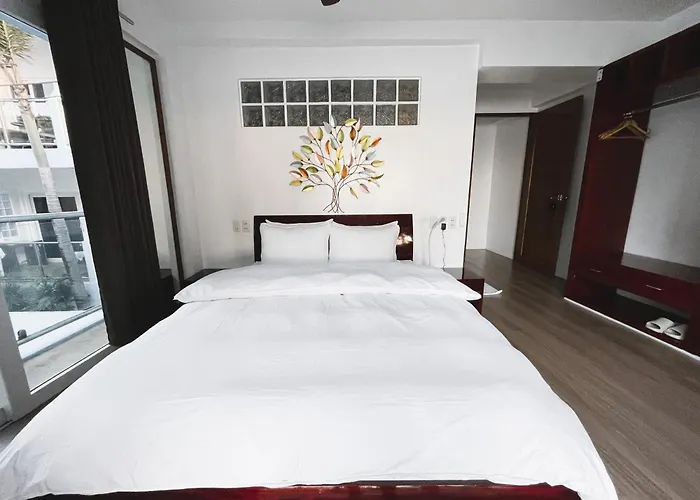 Montani Beach Resort Puerto Galera Powered By Cocotel