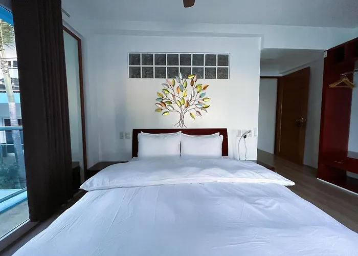 Montani Beach Resort Puerto Galera Powered By Cocotel