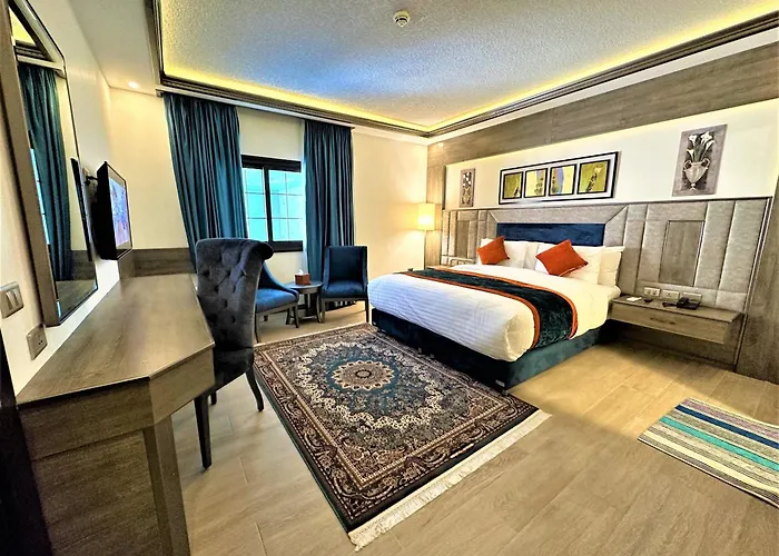 Petra Canyon Hotel