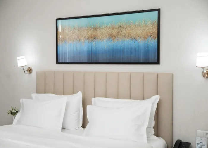 Turon Lux Hotel