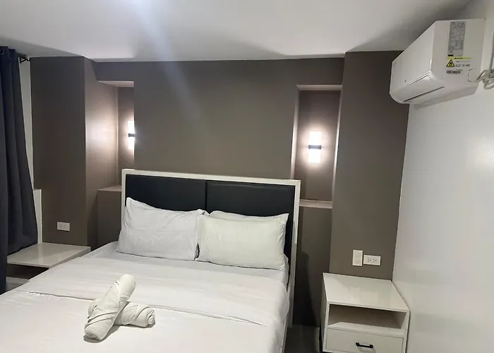 D'Elements Hotel And Dormitory