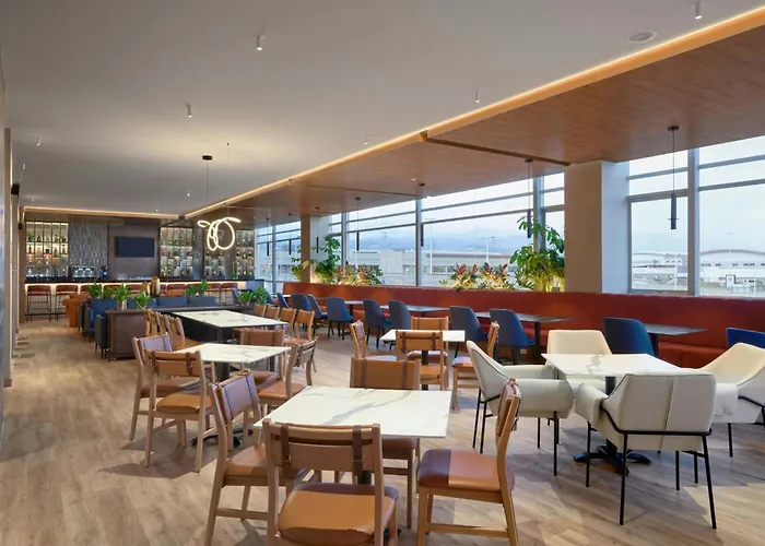 Courtyard By Marriott Quito Airport