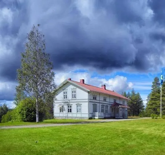 Lantlivlodge I Oesterjoern -Herrgard