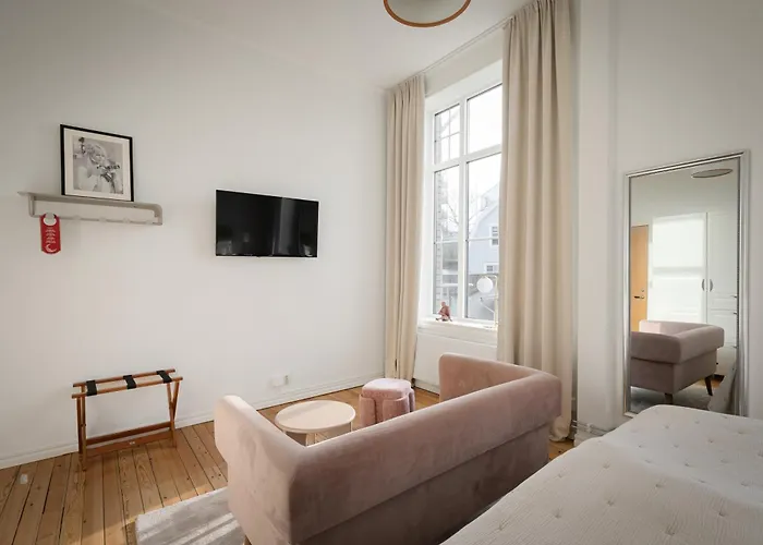 L Boutique Hotel