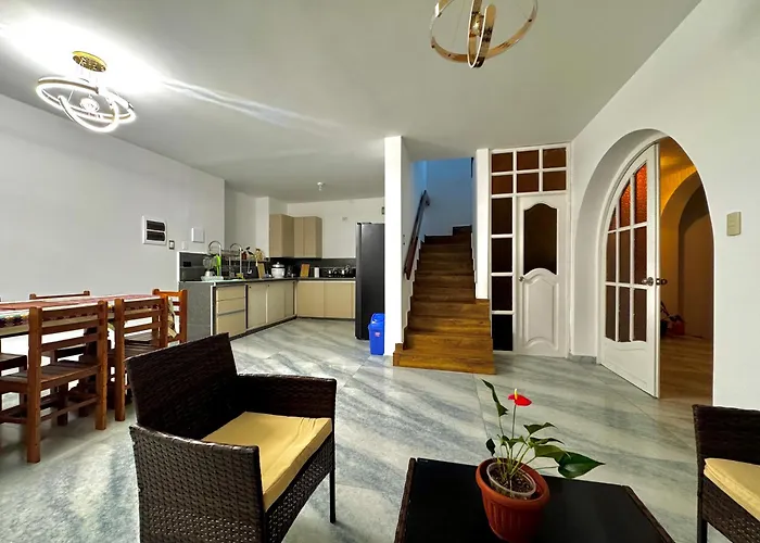 Huanchaco House