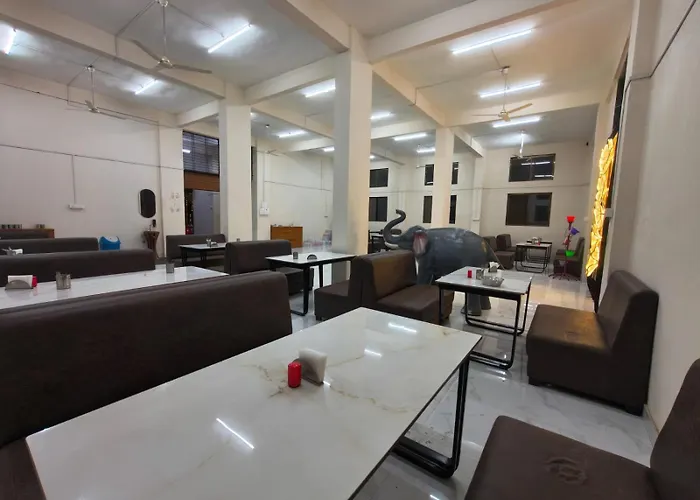 Hotel Rama-Inn Lodging And Restaurant