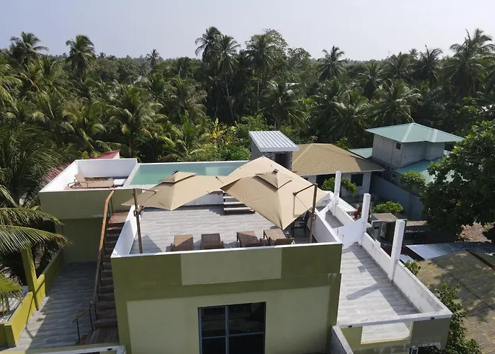 Cozy Roots Fuvahmulah