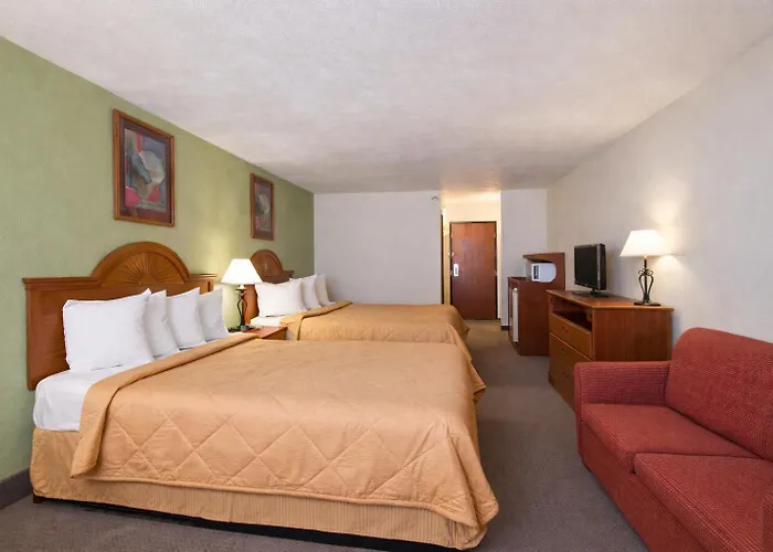Knights Inn Gallup At 3208 W Hwy 66