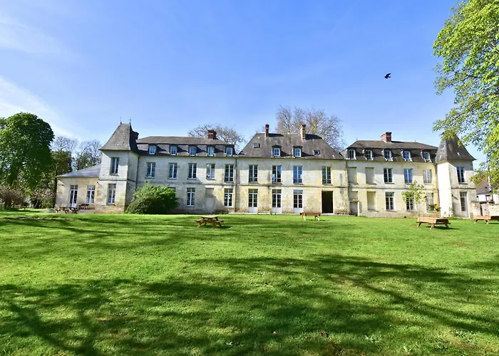 Chateau De Ravenel
