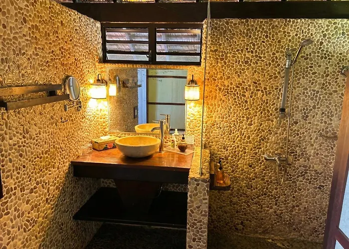 Fare Pea Iti Romantic Lodge