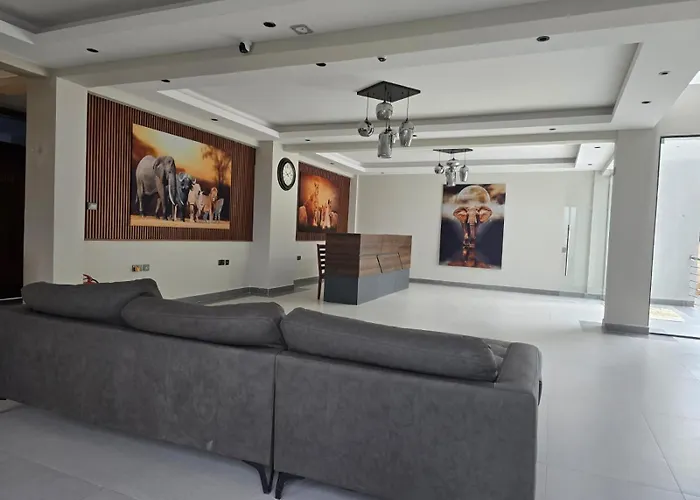 Oloisiri Namanga Hotel