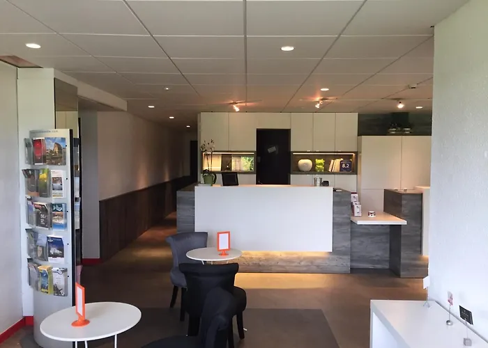 Best Hotel Rouen Est / Val De Reuil