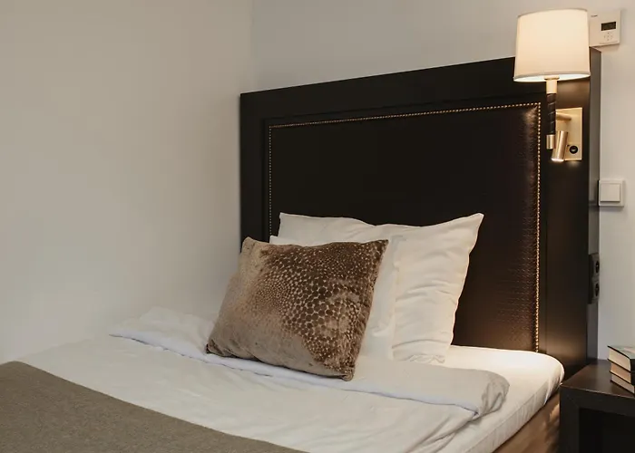 Home Hotel Bristol
