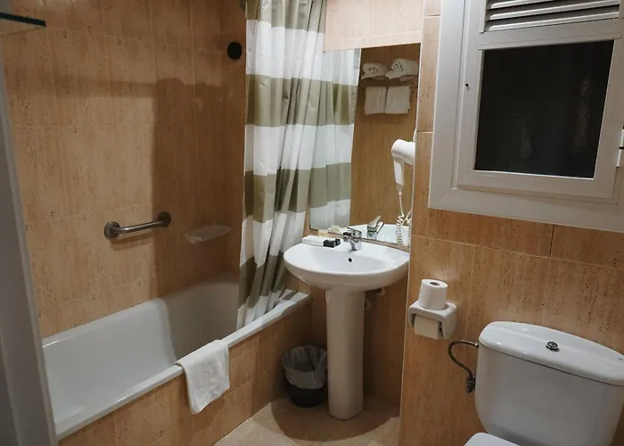 Hotel Brisamar Suites
