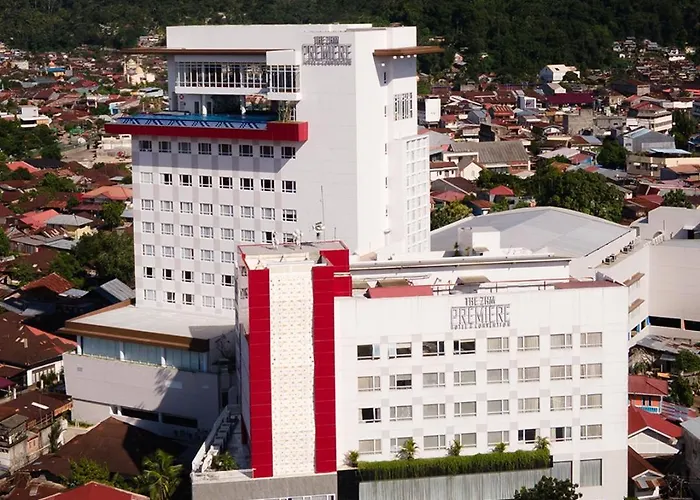 The Zhm Premiere Padang