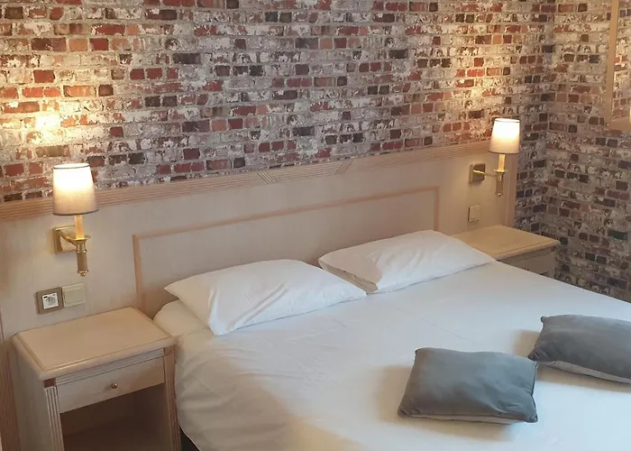 Logis L'Auberge Bourbonnaise - Vichy Sud