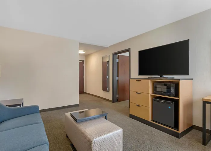 Drury Inn & Suites Joplin