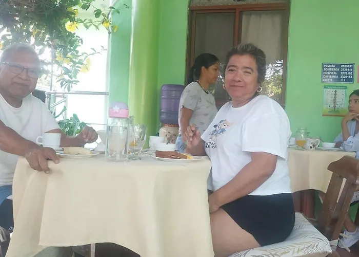 Hostal Casa Edén