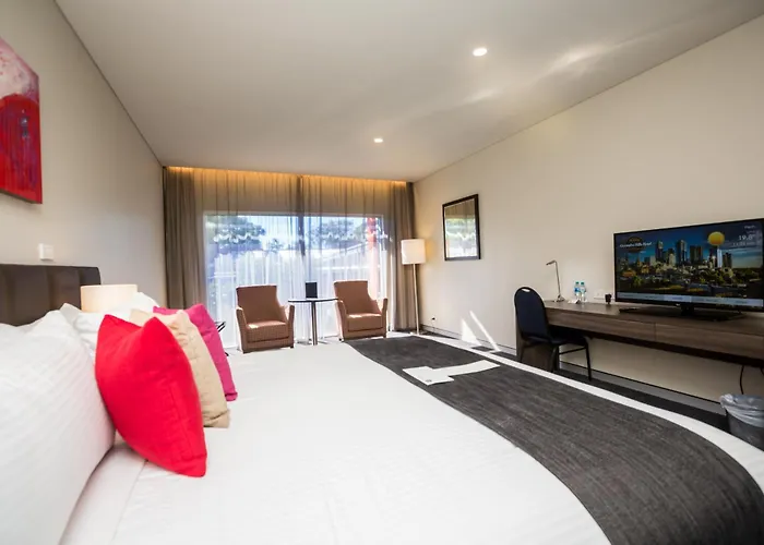 Calamvale Hotel Suites And Conference Centre