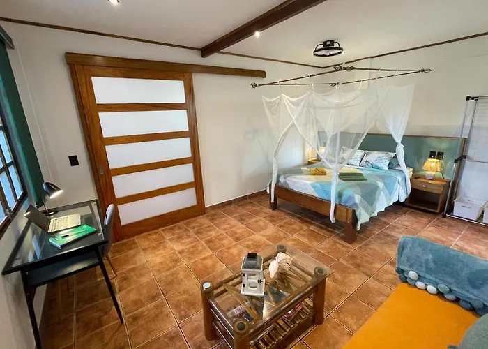 Hotel Pura Vida