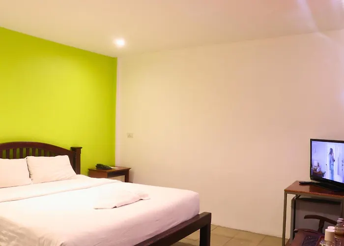 J4 Samui Hotel - Chaweng Beach