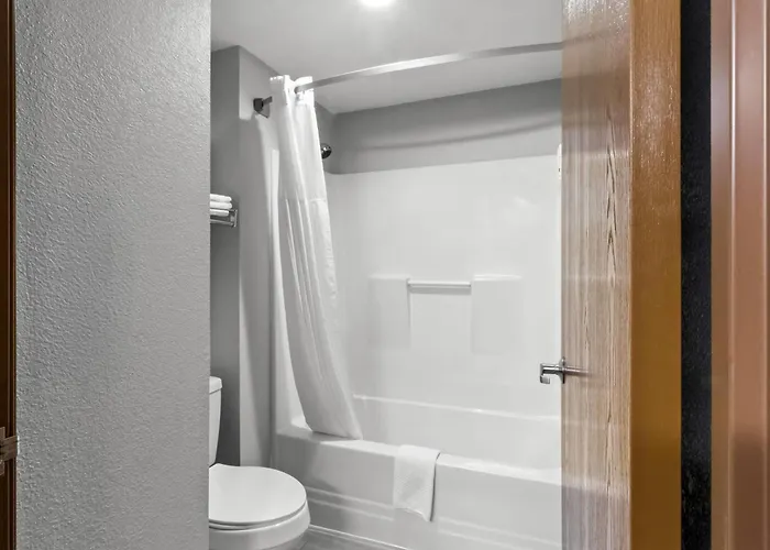 Quality Inn & Suites Cvg Airport