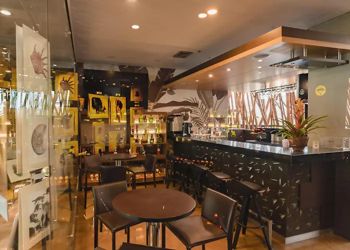 Diez Hotel Categoría Colombia