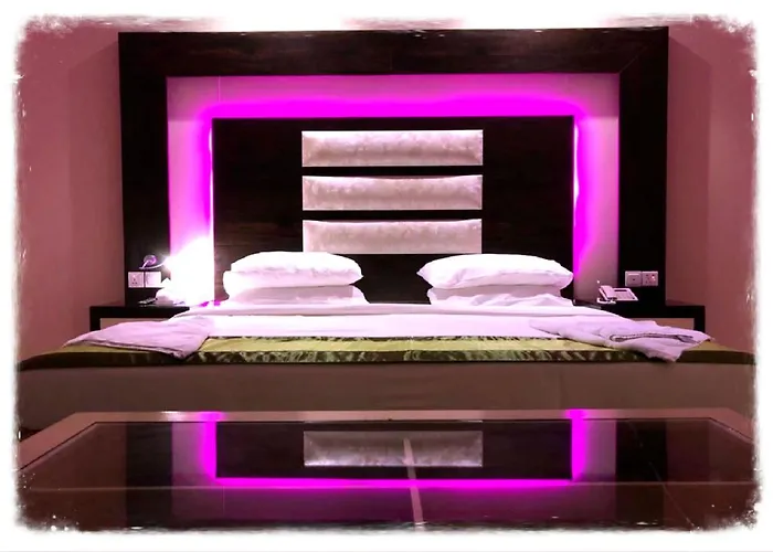 Al- Reef Hotel