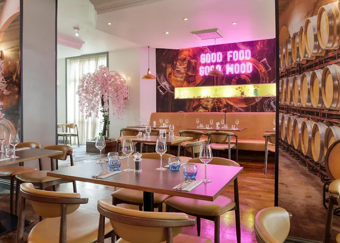 Doubletree By Hilton Dartford Bridge