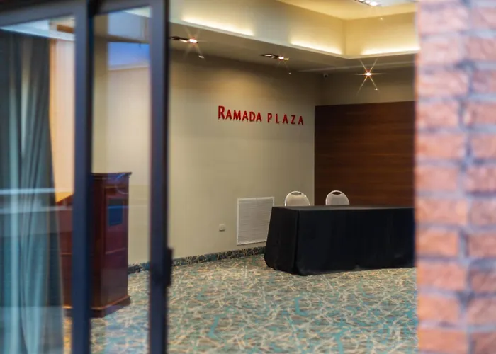 Ramada Plaza By Wyndham Tucuman