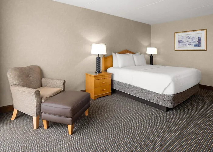Days Hotel By Wyndham Toms River Jersey Shore