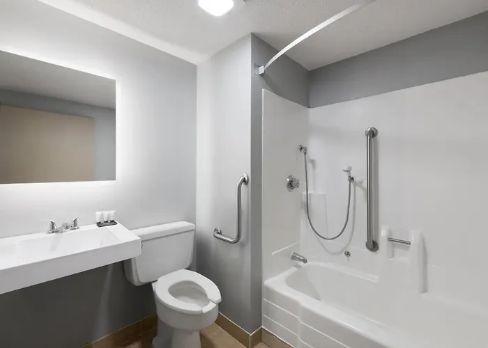 Baymont By Wyndham Mankato