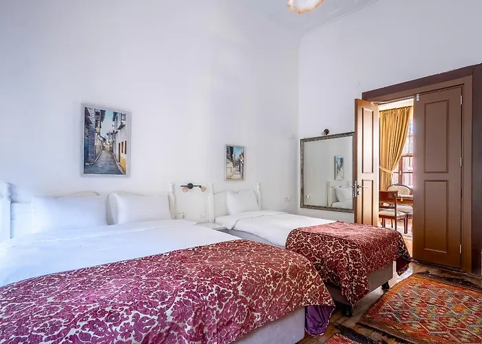 Atelya Art Hotel
