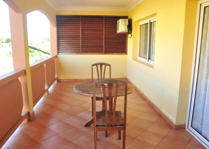 Hotel Menabe & Restaurant
