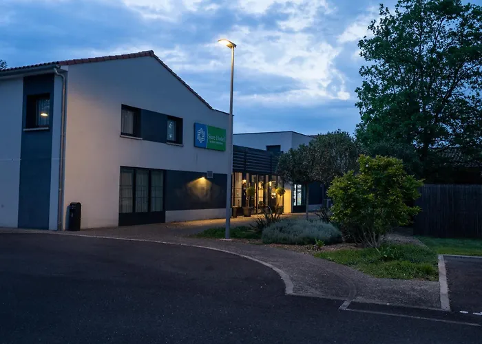 Sure Hotel by Best Western Les Portes de Montauban