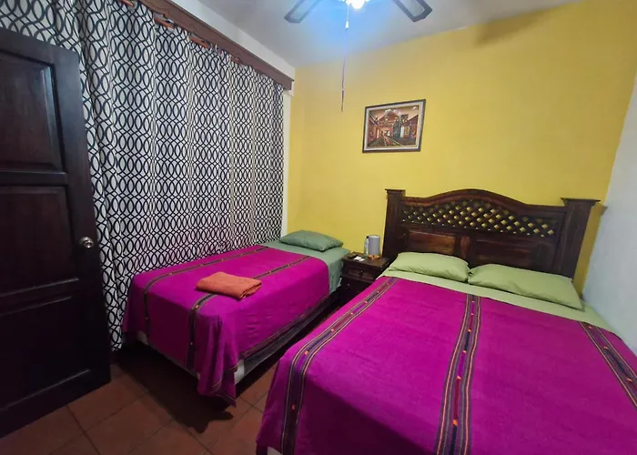 Hospedaje El Viajero Antigua Ll