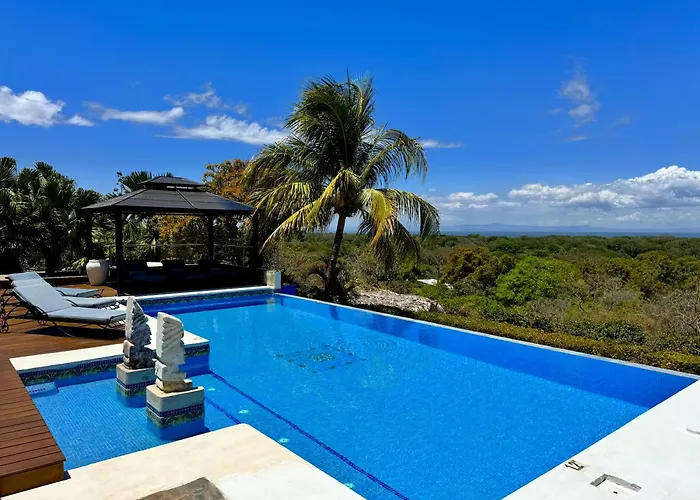 Lakeview Granada Hotel Boutique