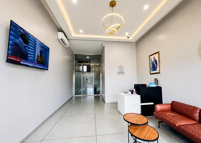 Ixoras Hotel Lemba