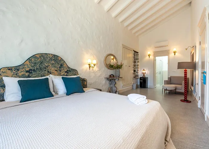 Alacati Tas Otel