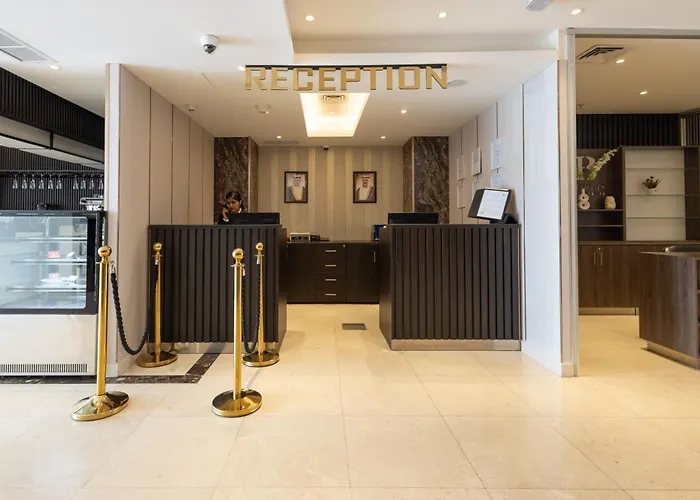 Dolphin Continental Hotel