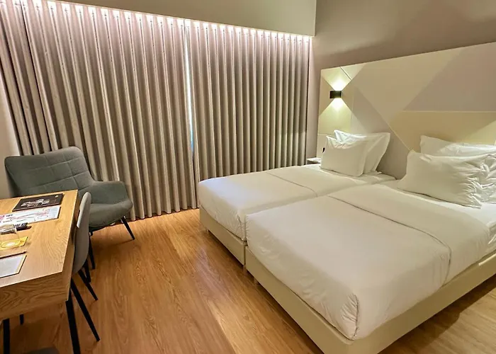 Hotel Santhyago Trofa