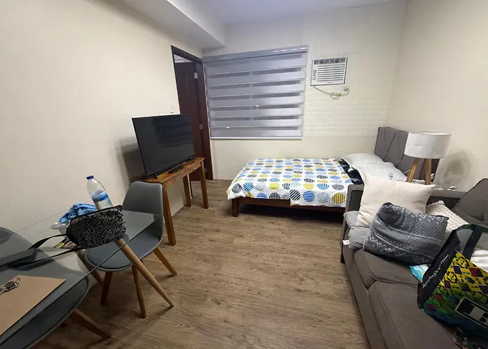Fullerton Suites C Homestay