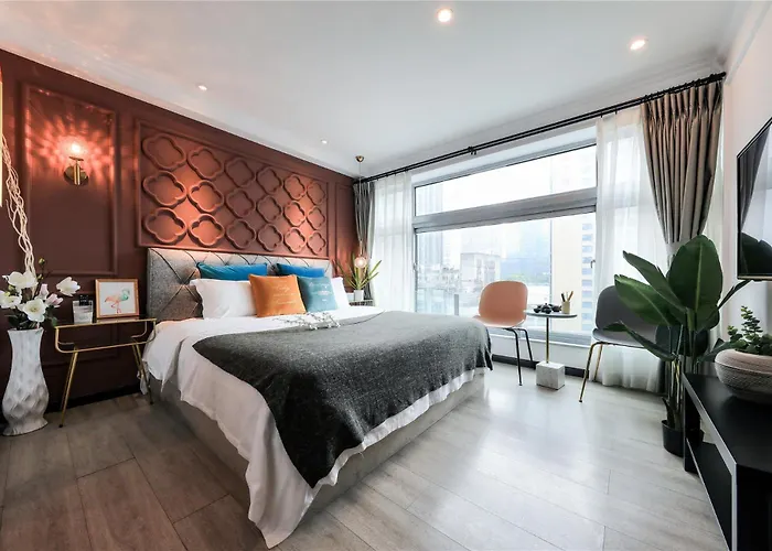 Style Ins High-Altitude River View Hotel