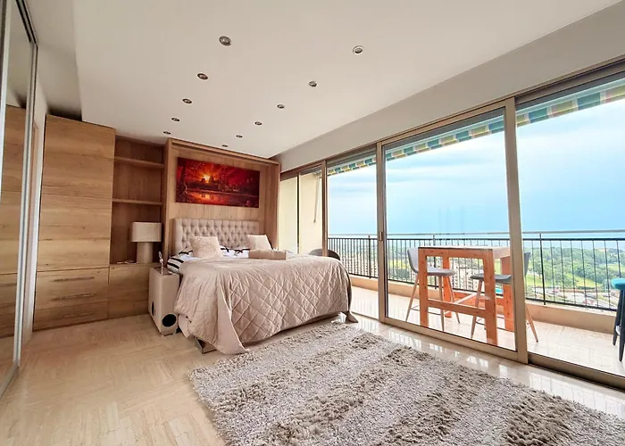 La Marina Cannes Suites